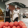 聯(lián)曼服裝店裝修設(shè)計方案4