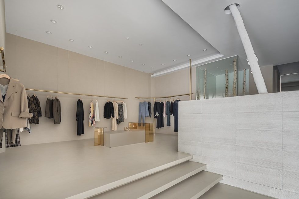 深圳市南山區(qū)華僑城現(xiàn)代風(fēng) Kerr 可兒家服裝店裝修設(shè)計臺階