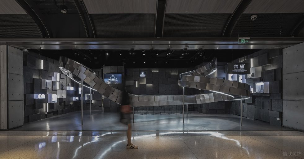 深圳市龍崗區(qū)觀瀾現(xiàn)代風(fēng)珠寶店裝修設(shè)計(jì)商場廳面