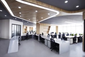 現(xiàn)代原木風(fēng)辦公室裝修設(shè)計素色系工作區(qū)效果圖